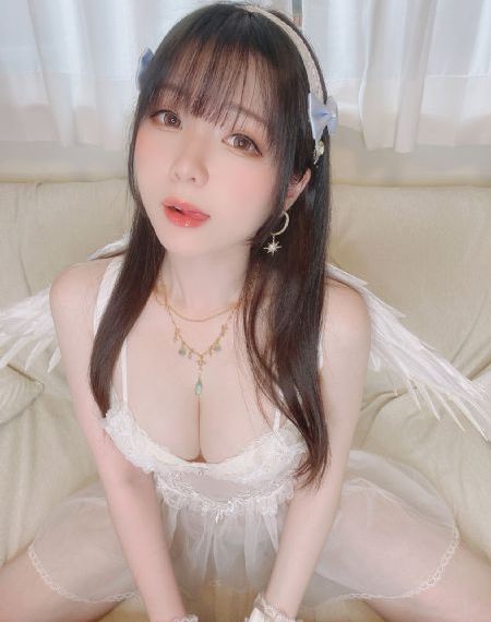 亚洲红杏日韩综合AV在线播放_免费高清日本成人在线