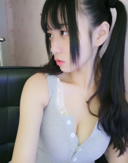 张筱雨人体裸下部嫩白_HD免费播放
