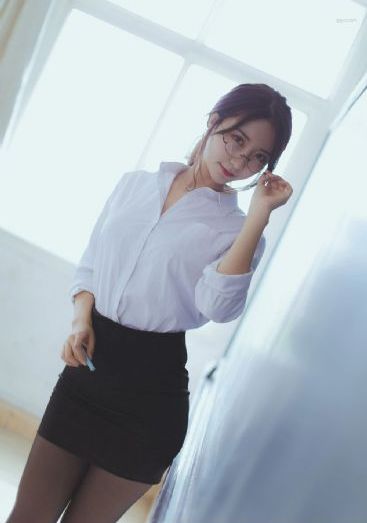 gogo美女人体_1080手机在线观看