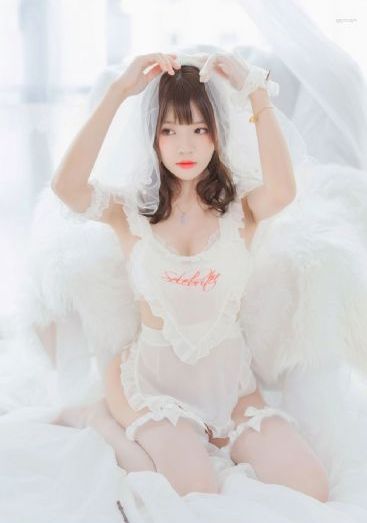 公与2个熄乱理在线视频_720完整在线观看
