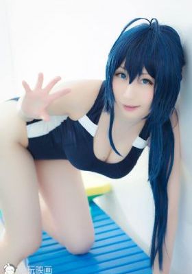 男男全员互攻开火车小说_十万网红美女美酱