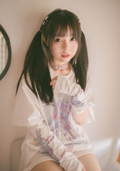 趴桌子上睡一晚上会怎样_午夜伦不卡高清在线观看