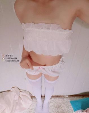 女邻居掀开短裙让我挺进视频_韩国在线观看