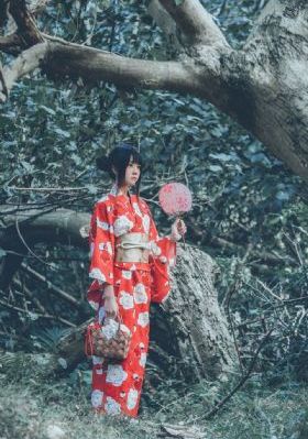 淫泄美容院_蓝光迅雷电影在线